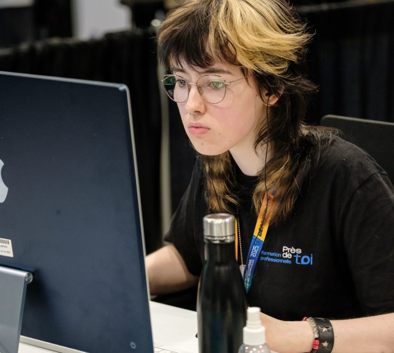 Médaille d’argent pour Laval aux Olympiades canadiennes des métiers Maëlie Bossé, étudiante à l'École des métiers spécialisés de Laval. (Photo gracieuseté)