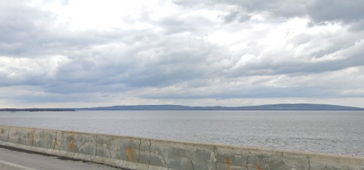 Le véhicule trouvé dans la rivière des Mille-Îles, face à Deux-Montagnes, pourrait être celui de Robert St-Louis, un homme de Laval disparu en juin 1988.