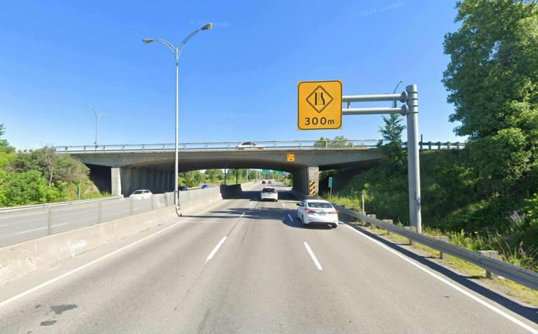L'autoroute 25 (A-25) à la hauteur du pont d'étagement de la route 344, à Terrebonne. (Capture d'écran - Google Maps)