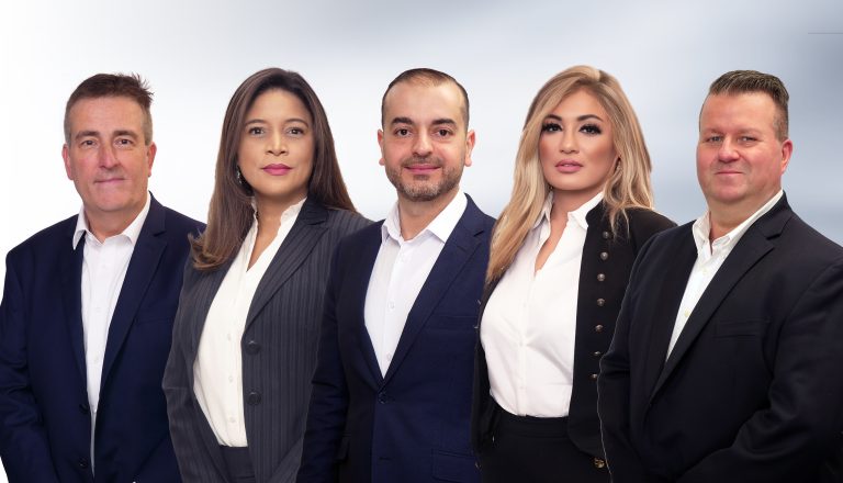 De gauche à droite, Daniel Legault (Le Carrefour), Patria Almonte (Marigot), Youssef Jarjour (Laval-des-Rapides), Bouchra Khatam (Renaud-Coursol) et Yann Caron (Sainte-Rose).