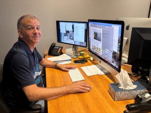 Denis Gauvin, directeur de production et infographiste en chef.