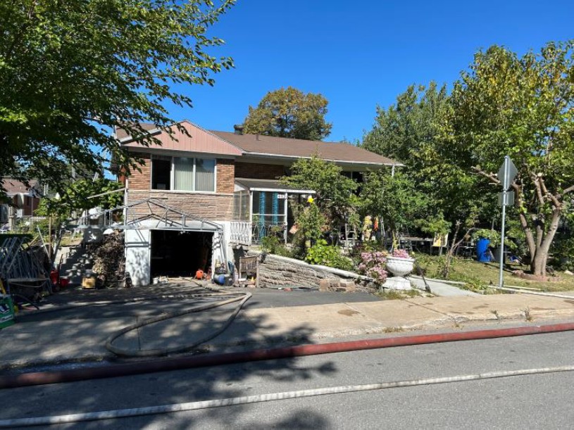 Le deuxième feu survenu samedi dernier a eu lieu sur la rue Clémenceau. (Photo gracieuseté)