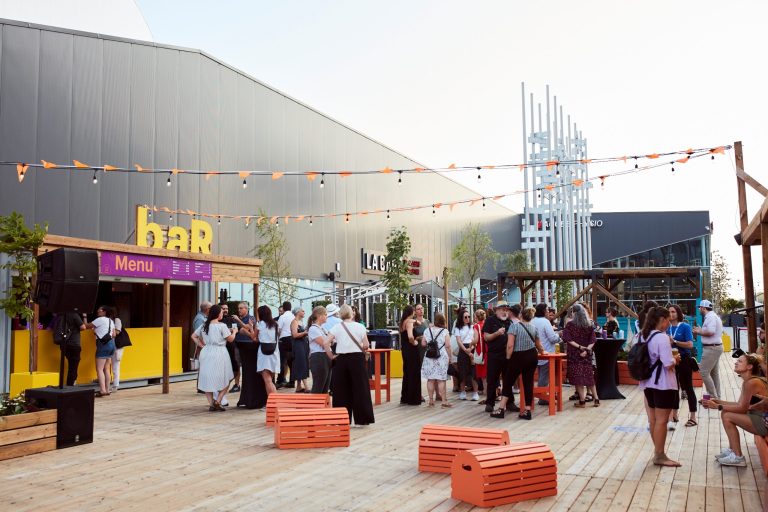 La Station Momo accueille plus de 40 spectacles entièrement gratuits durant l’été. (Photo Gracieuseté Station Momo)