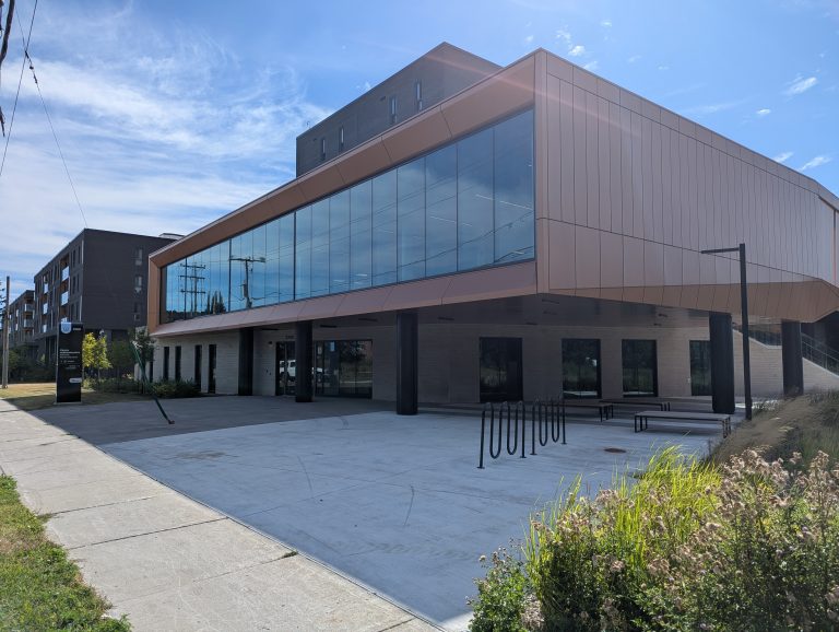 Le nouveau centre communautaire Simonne-Monet-Chartrand. (Photo gracieuseté - Ville de Laval)