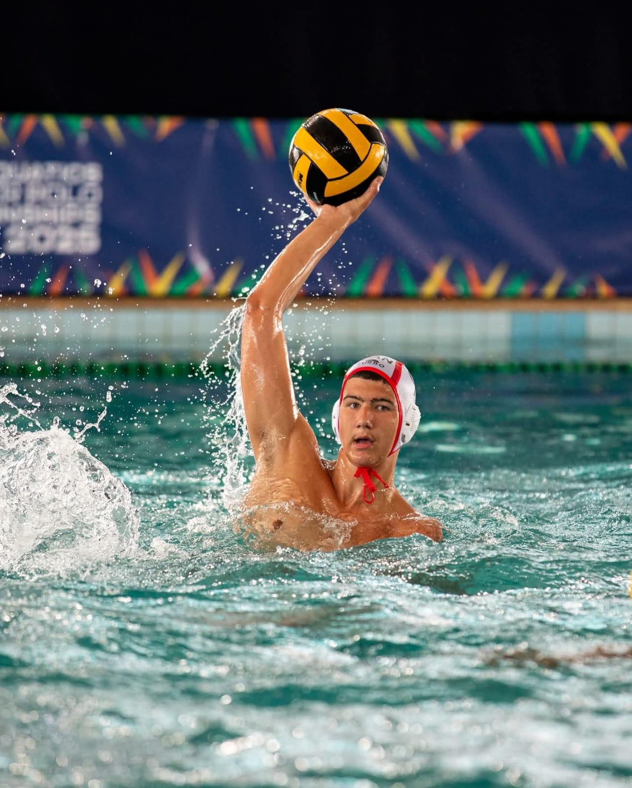 Darius-Sterean Tarigradschi lors des Championnats panaméricains de waterpolo. (Photo gracieuseté)