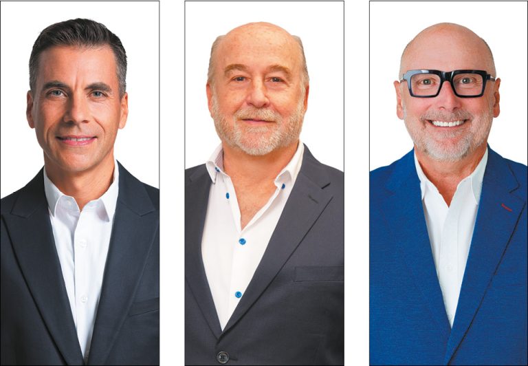 De gauche à droite, Nicholas Borne (Mouvement lavallois - Équipe Stéphane Boyer), François Pilon (Action Laval) et Michel Trottier (Parti Laval - Équipe Larochelle) se disputent le poste de conseiller municipal dans Laval-les-Îles.
