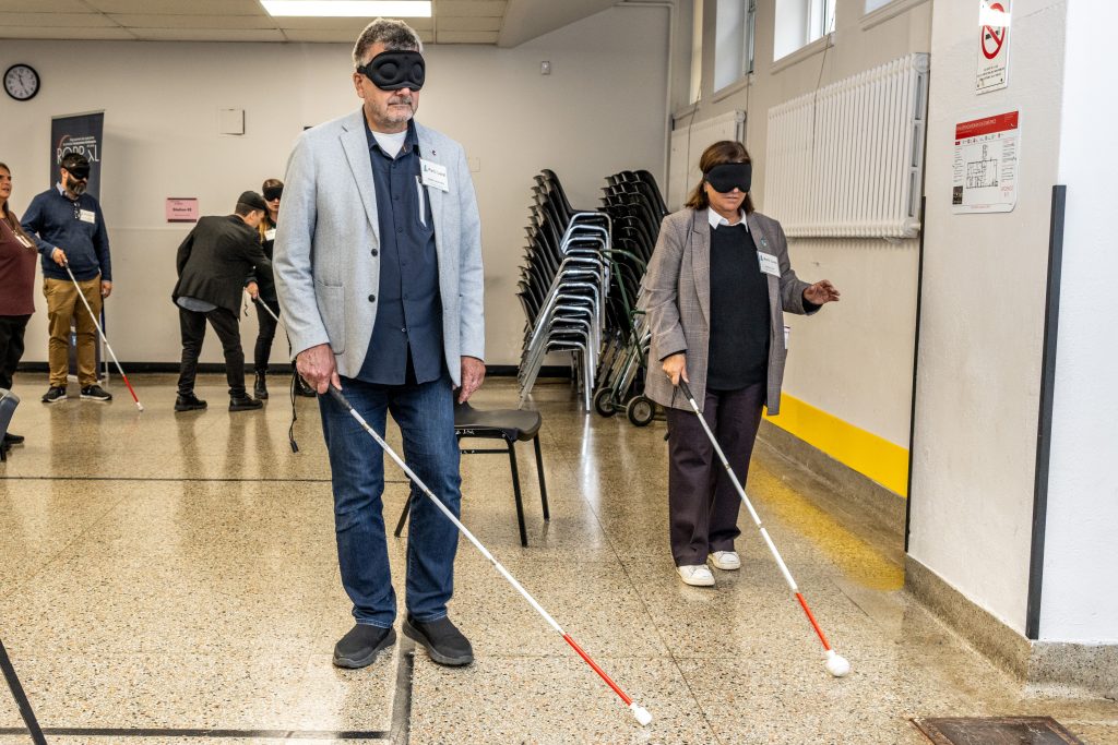 Claude Larochelle, aspirant maire, et Louise Lortie, candidate pour le district de Marc-Aurèle-Fortin. (Photo gracieuseté)