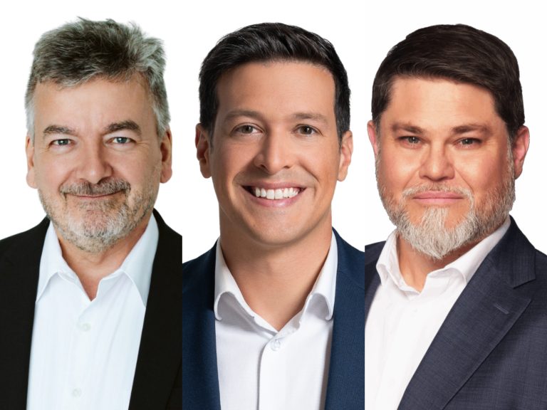 Claude Larochelle, chef de Parti Laval, Stéphane Boyer, chef du Mouvement Lavallois, et Frédéric Mayer, pour Action Laval. (Photos gracieuseté)