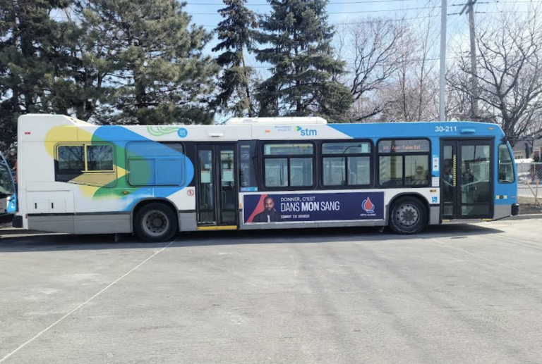 Un autobus de la STM dont les chauffeurs sont actuellement en grève. (Capture d'écran - Google Maps)