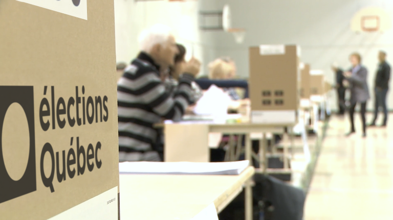 Taux de participation aux élections : Laval toujours bon dernier À Laval, 7 électeurs sur 10 inscrits sur la liste électorale pour le scrutin du 2 novembre dernier ont fait le choix de rester chez eux et ne pas voter.