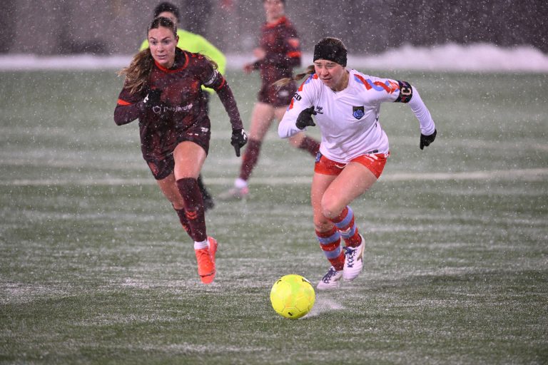 Photo prise lors du match retour de la demi-finale entre l'AFC Toronto et les Roses de Montréal. (Photo gracieuseté - Roses de Montréal / Gerard Richardson)