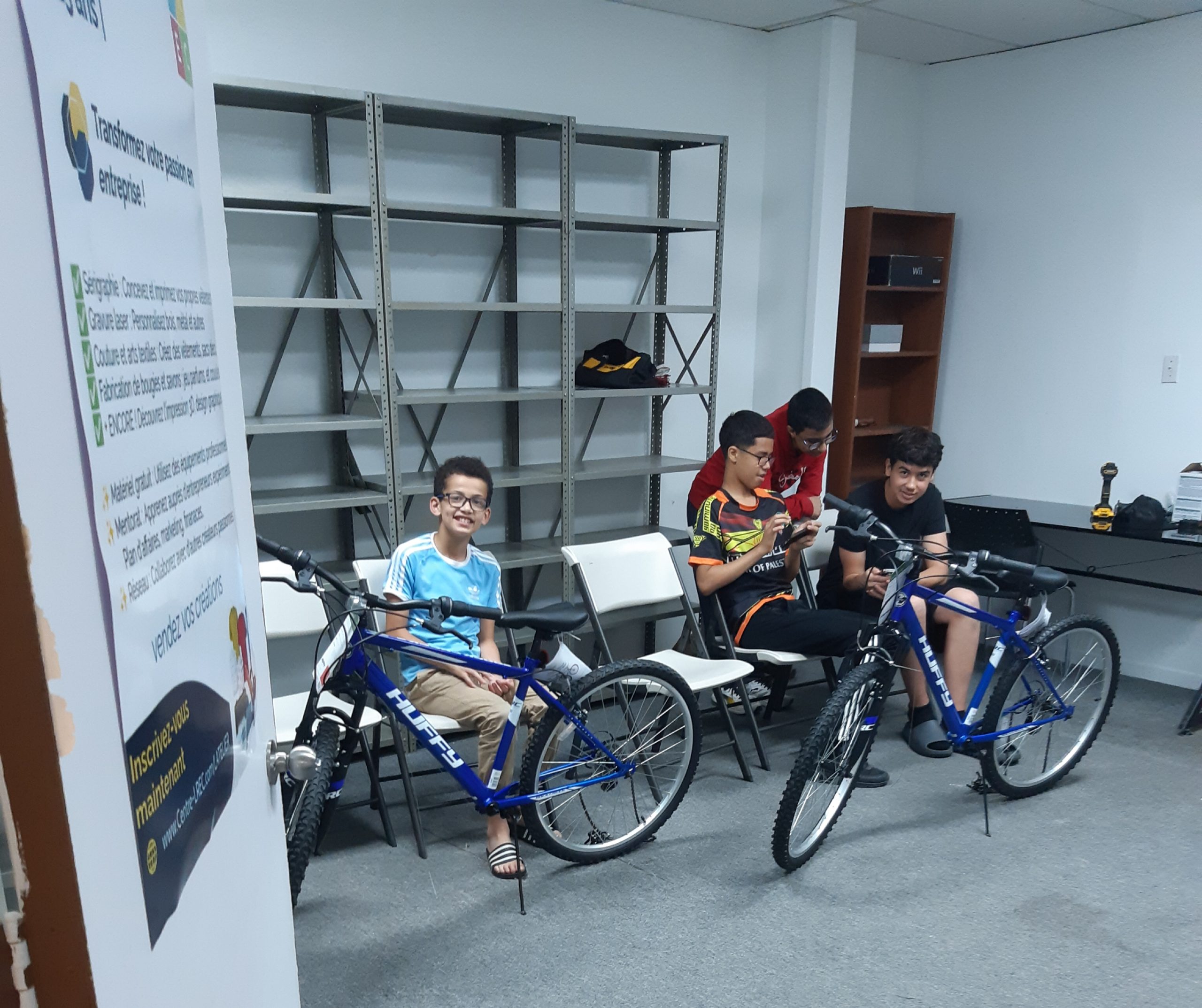 Deux groupes d'adolescents ont eu la chance d'obtenir une formation de quatre semaines en compagnie de Marc-Anthony Mourad. (Photo gracieuseté)