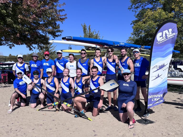 Un automne ponctué de succès pour le Club d’aviron de Laval Les athlètes du Club d'aviron de Laval. (Photo gracieuseté - Patrick Gill)