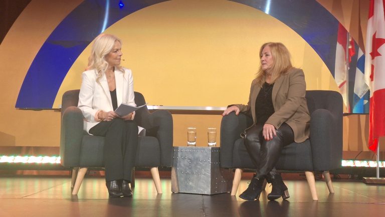 Programme de subvention dédié à l’ouverture de nouveaux marchés à venir Lors de la Grande rencontre IMPACT Économique tenue le mois dernier, l’animatrice Isabelle Maréchal et Lidia Divry, directrice de Laval économique, ont échangé sur le leadership local au service des entreprises exportatrices.