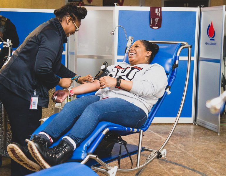 Collecte de sang prévue ce 23 février à Chomedey Héma-Québec a pour mission de répondre avec efficience aux besoins de la population québécoise en sang et autres produits biologiques d'origine humaine. (Photo gracieuseté - Page Facebook Héma-Québec)