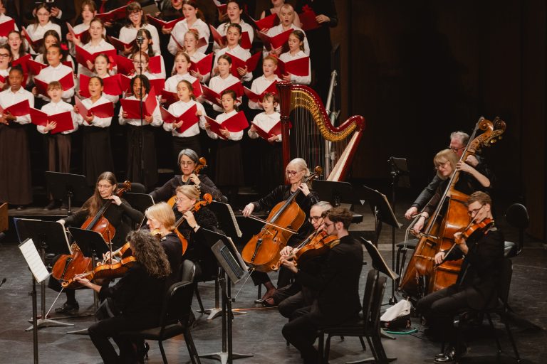 L’OSL revisite des airs d’opéra avec le Chœur de Laval Le Chœur de Laval n’a pas performé aux côtés de l’OSL depuis près de 10 ans. (Photo gracieuseté – Gabriel Fournier)