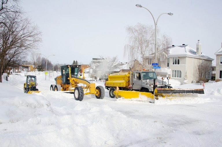 Depuis le début de l’hiver, la signalisation dynamique a amélioré l’efficacité des opérations de déneigement de 20 % dans Pont-Viau, Renaud-Coursol et Laval-des-Rapides et de 5 % dans le secteur de Chomedey.