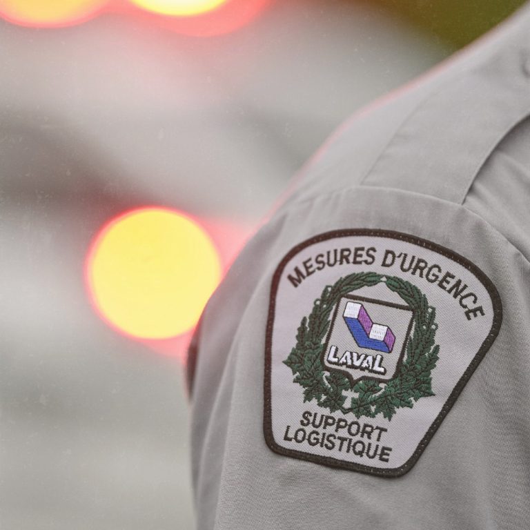 Les Lavallois.es répondant aux critères d’admission et souhaitant s’impliquer doivent envoyer leur CV par courriel à la personne en charge. (Photo gracieuseté – Page Facebook Service de police de Laval)