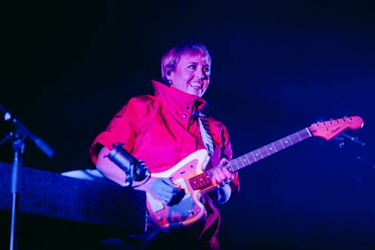 Airs de jeux est le huitième album de l’auteure-compositrice-interprète Ariane Moffatt, qui soulignera bientôt 25 ans de carrière dans le domaine musical. (Photo gracieuseté - Ludovic Photographe)