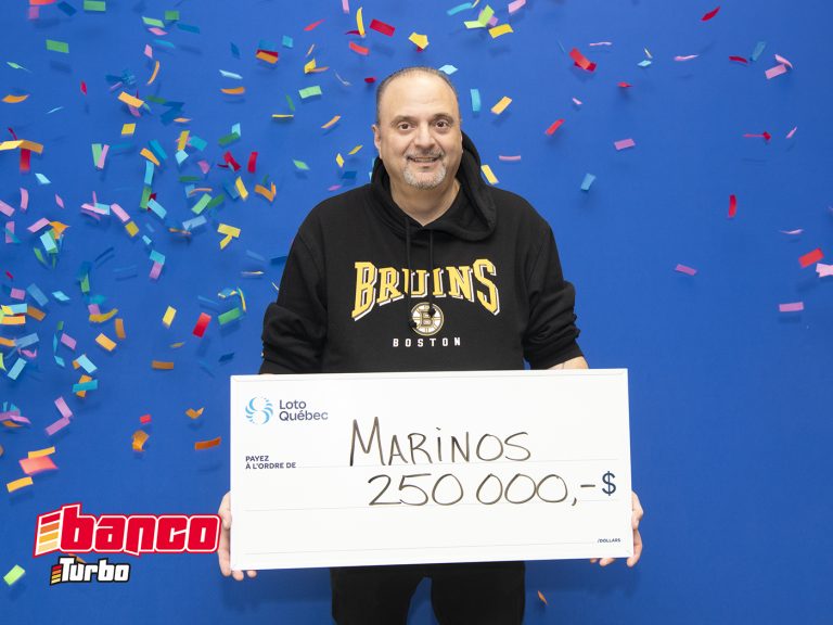 Le Lavallois Marinos Moshonas qui a remporté 250 000$ à la loterie Banco de Loto-Québec. (Photo gracieuseté)