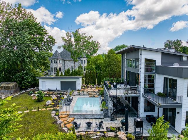 7 maisons de luxe en vente à 3 M$ et plus à Laval Maison située au 661 – 661A, boulevard Des Mille-Îles, à Laval. (Capture d'écran - Centris)