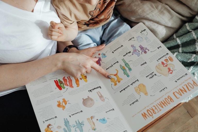 En favorisant le contact avec les livres et le plaisir de lire, le programme La lecture en cadeau s’inscrit dans une approche de prévention en littératie et contribue à soutenir la réussite éducative et la participation à la vie collective. (Photo gracieuseté)