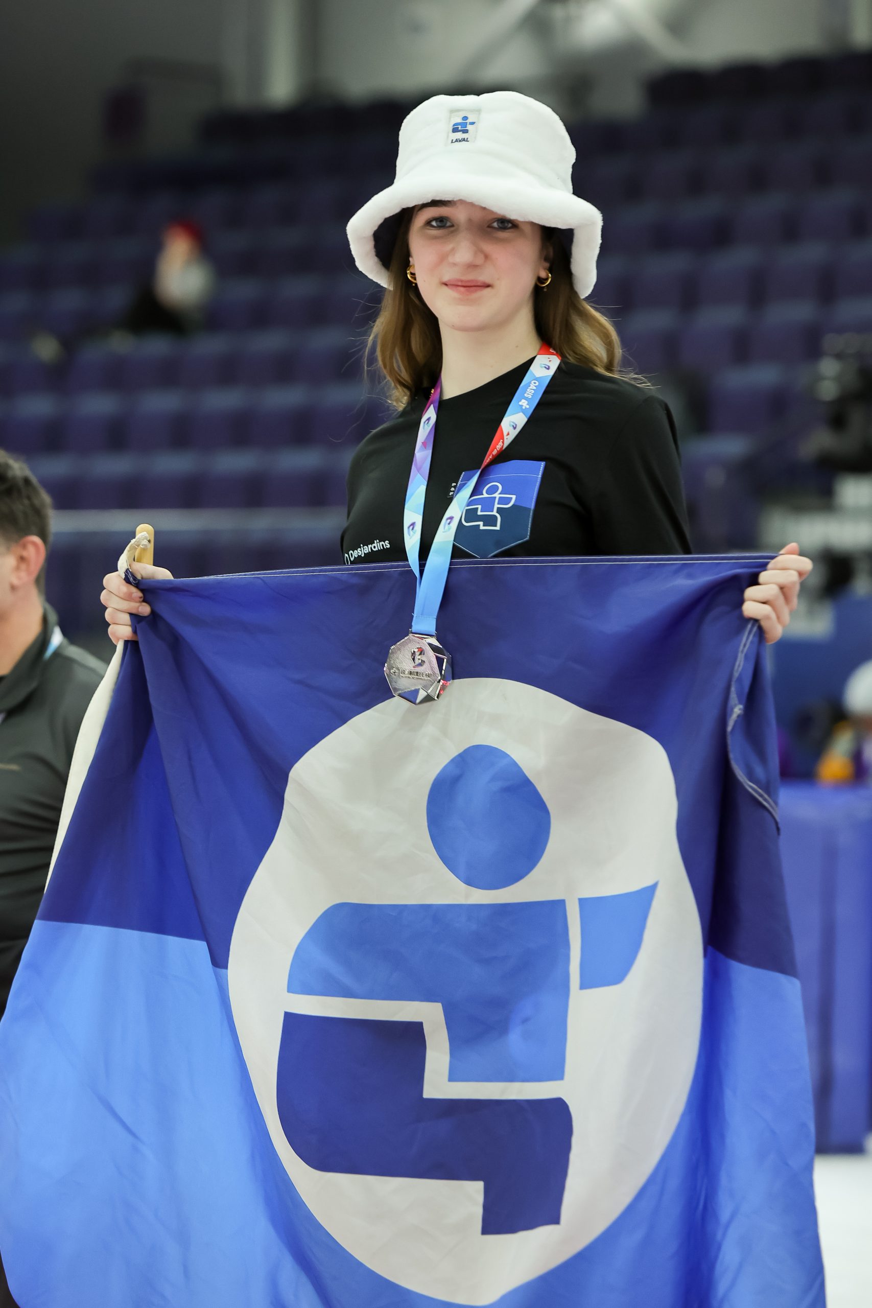 Flavie Desjardins sur le podium. (Photo gracieuseté)