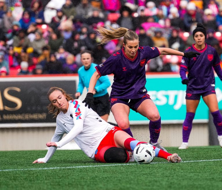 Photo prise lors du premier match de la saison 2026 des Roses de Montréal. (Photo gracieuseté - Page Facebook des Roses de Montréal)