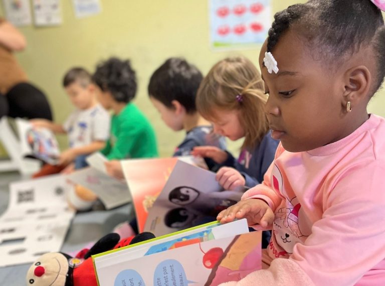 La Maison de la Famille de St-François au pied du mur
