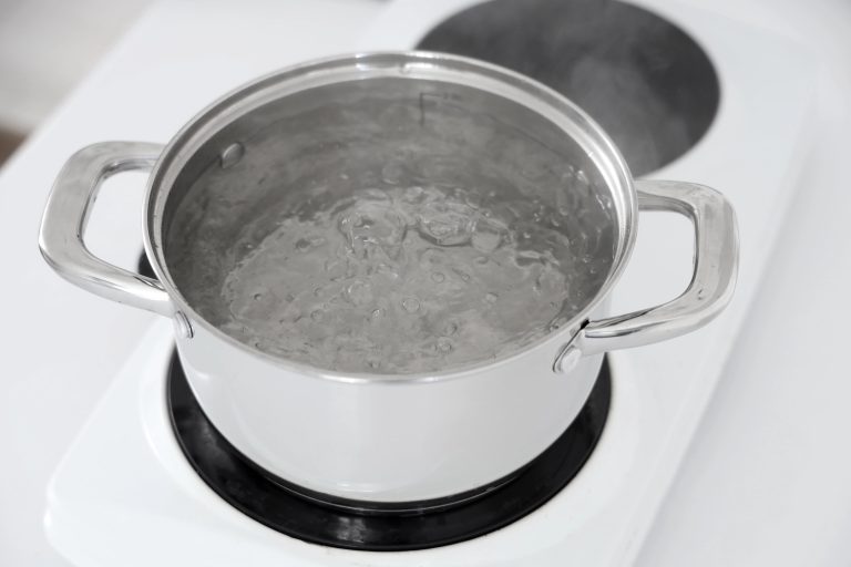 En ce moment des avis d’ébullition ou d’interruption d’eau ont été émis à Laval dans certains coins de Duvernay, Fabreville, Laval-Ouest et Chomedey. (Photo gracieuseté - Depositphotos)