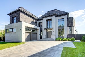 Maison en vente située au 324, Rue des Anémones, à Laval. (Capture d'écran - Centris)