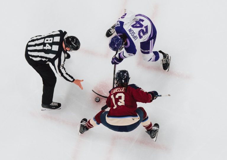 Le match #5 entre la Victoire et le Frost aura lieu à une date ultérieure. (Photo gracieuseté - Page Facebook de la Victoire de Montréal)