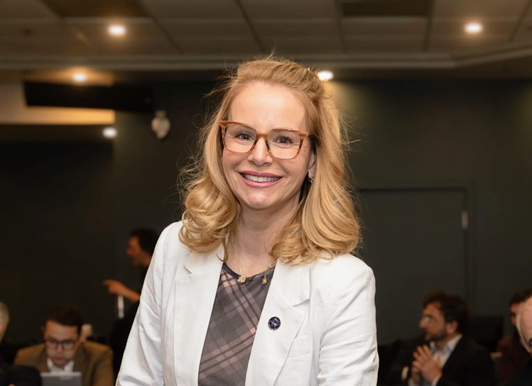 Valérie Schmaltz, députée provinciale de Vimont, qui sollicite un second mandat. (Photo gracieuseté - Émilie Nadeau)