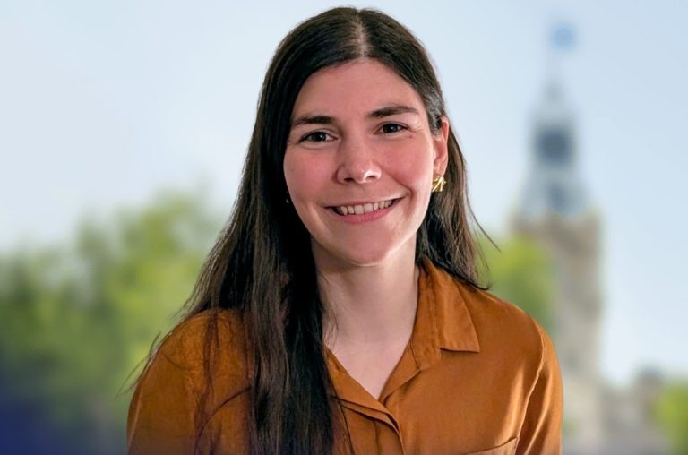 En tant que pharmacienne, la candidate péquiste à l’investiture dans Chomedey aspire éclairer le futur gouvernement sur les défis du réseau de la santé. (Photo gracieuseté – Page Facebook Parti Québécois)