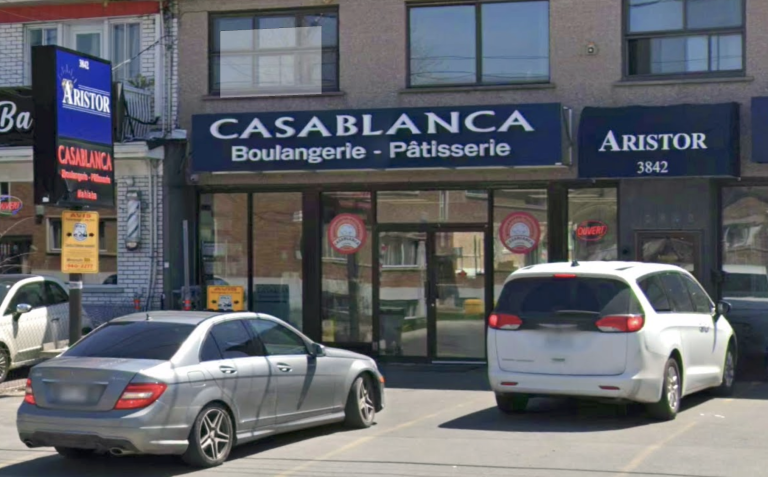 La boulangerie-pâtisserie Casablanca, qui est située au 3840, boulevard Notre-Dame, à Laval, a été visée par le rappel de plusieurs produits par le MAPAQ. (Capture d'écran - Google Maps)