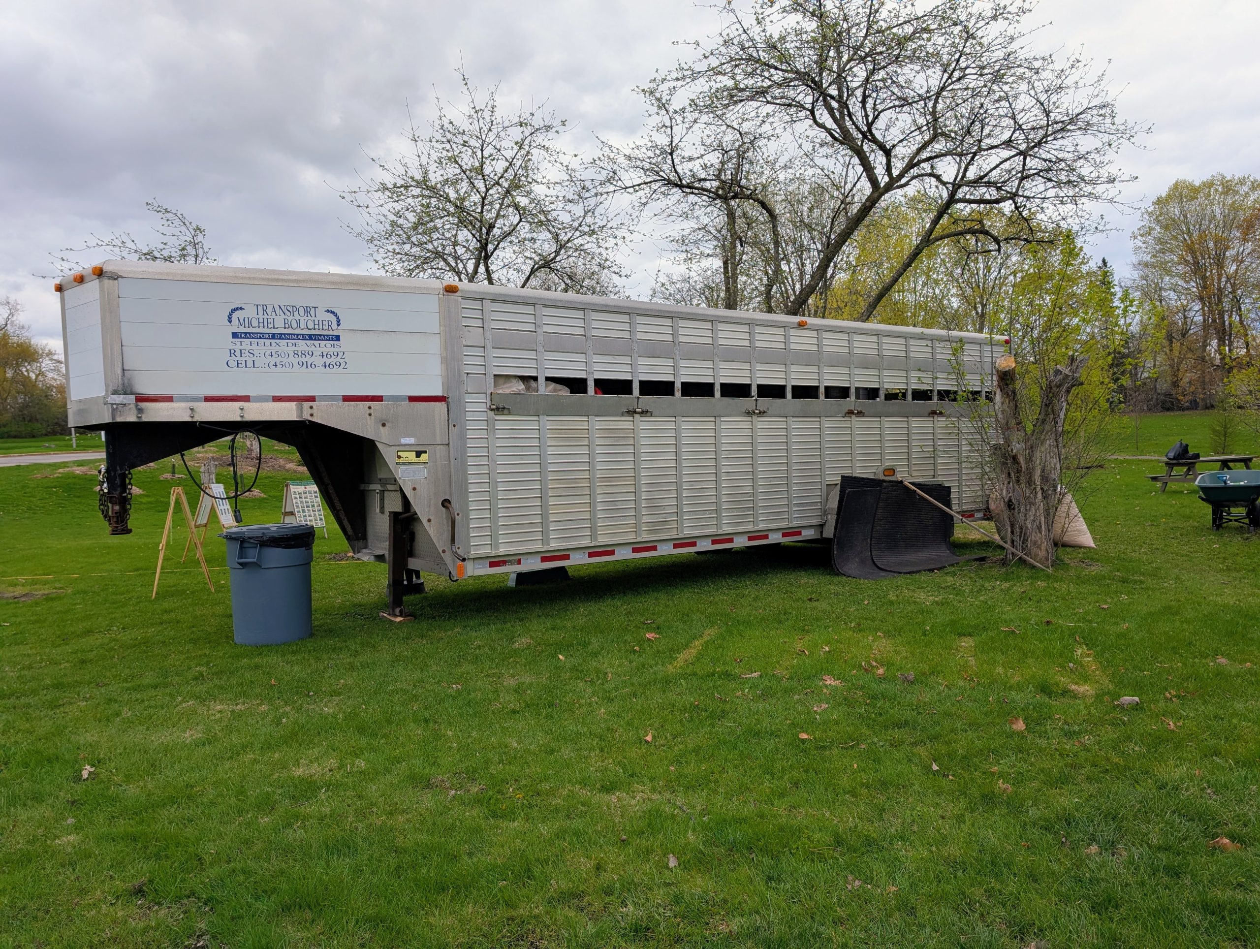 L'enclos des moutons de Biquette-Écopâturage. (Photo 2M.Media – Nicholas Pereira)