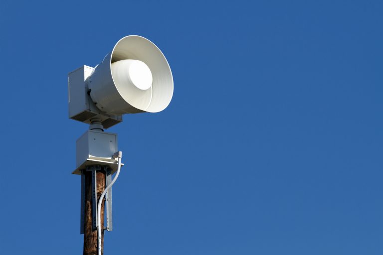 Les cinq sirènes d’alerte du territoire lavallois, dans Chomedey, Vimont et Saint-Vincent-de-Paul, retentiront le mercredi 6 mai, entre 9h et 15h. (Photo gracieuseté – iStock)