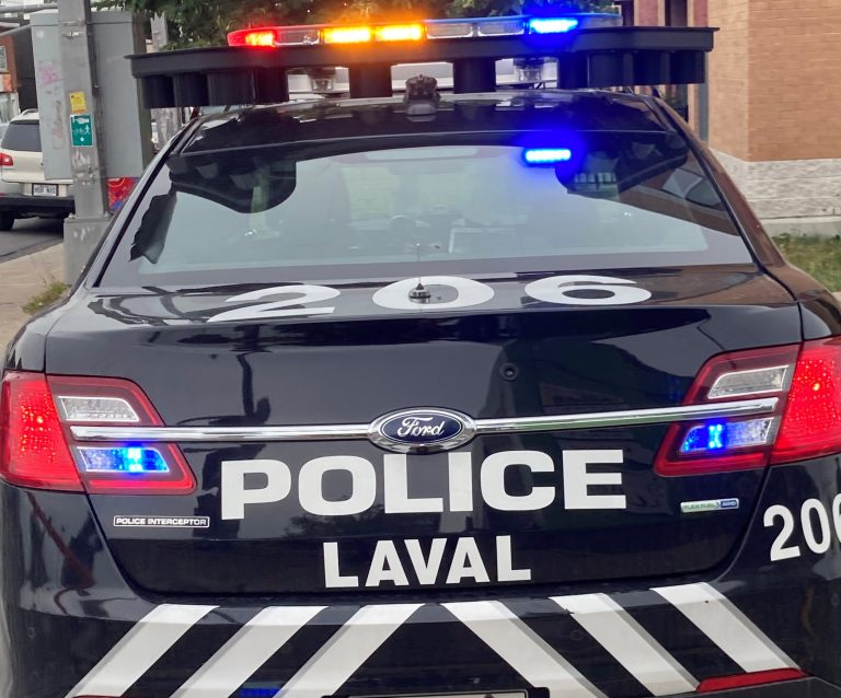 Bilan policier à Laval en 2025: interventions accrues liées à la santé mentale La police de Laval a déposé son rapport d’activités 2025 à la séance du conseil municipal du mardi 2 juin. (Photo 2M.Media - Archives)