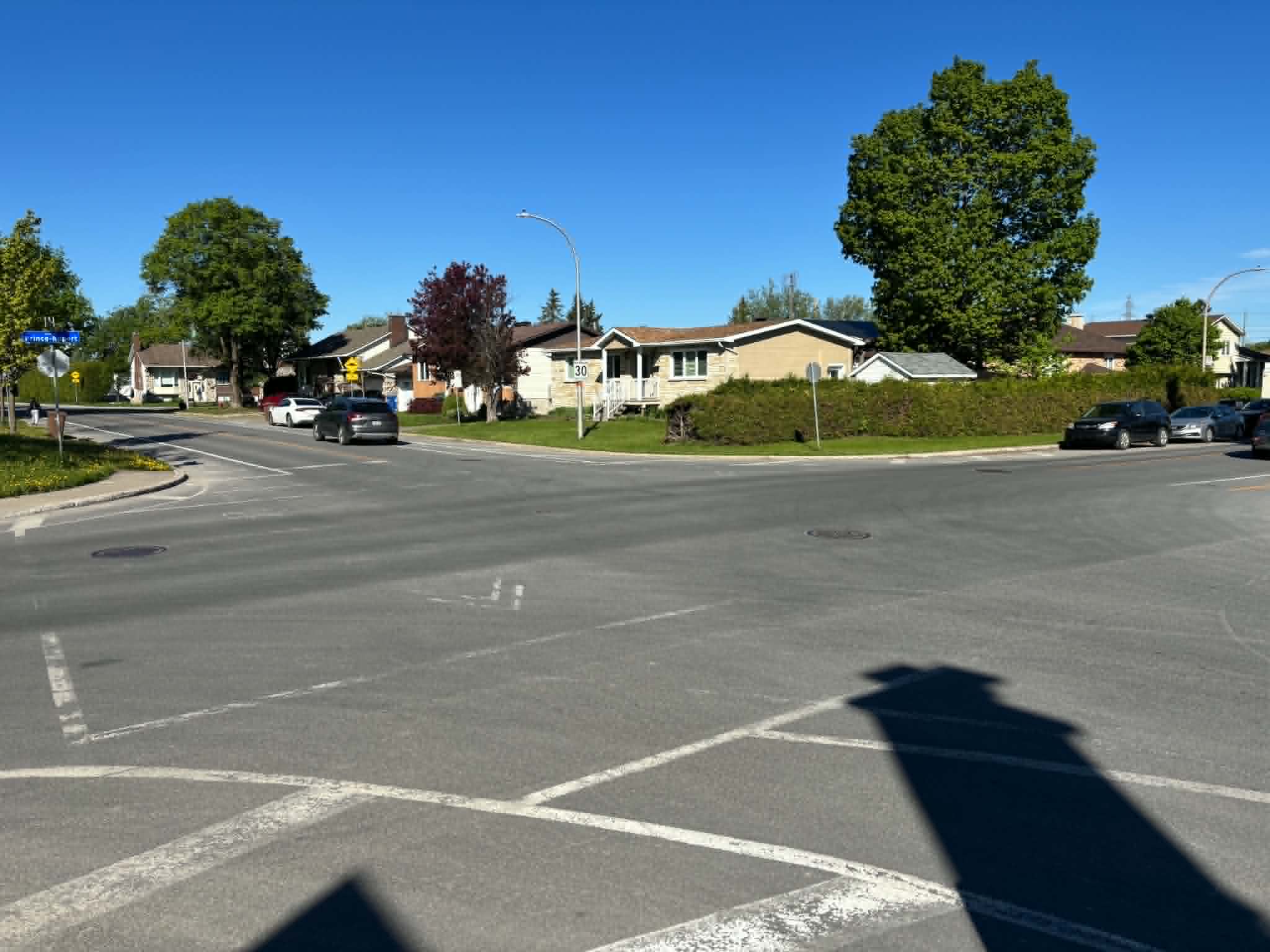 L’intersection des rues Prince-Rupert et Péladeau, près de l’école Sainte-Béatrice. (Photo gracieuseté)