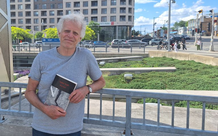 André Noël, ex-journaliste d’enquête à La Presse et auteur du nouveau polar Sale ville, largement inspiré par la corruption municipale qui a longtemps sévi à Laval.