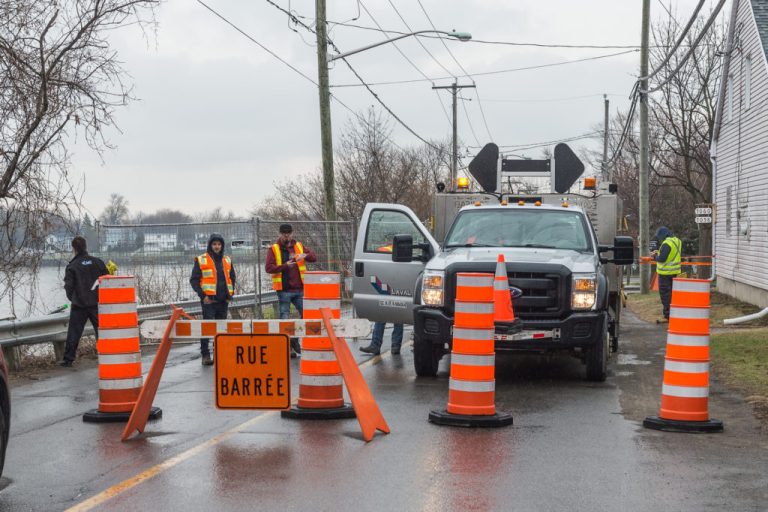 D’ici le dimanche 14 juin, les policiers prennent part à une opération nationale concertée visant la sécurité sur les chantiers routiers de Laval et d’ailleurs au Québec. (Photo gracieuseté)