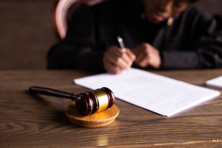 La Loi visant à protéger les victimes s'inscrit dans le prolongement du projet de loi C-225, dit « loi Bailey », qui vise également à renforcer les dispositions du Code criminel du Canada en matière de violence entre partenaires intimes. (Photo gracieuseté)