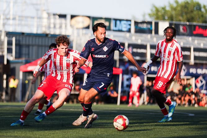Le capitaine David Choinière a inscrit le premier but du match. (Photo gracieuseté - FC Supra du Québec)