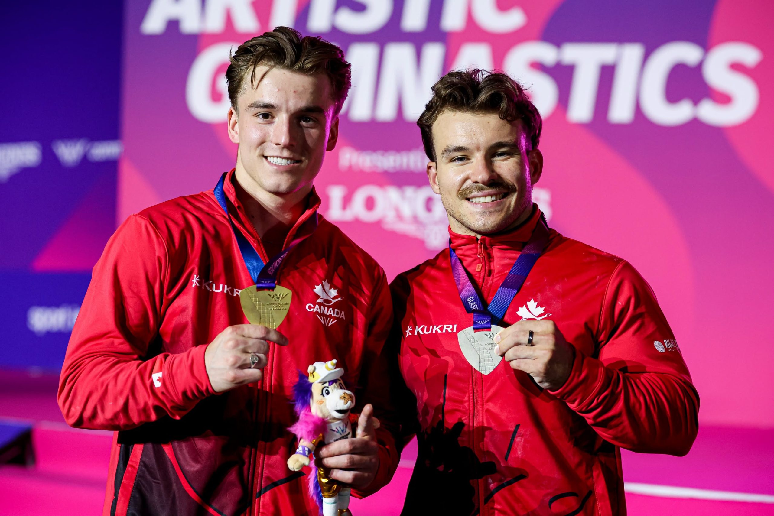 Félix Dolci et William Émard qui ont respectivement remporté l'or et l'argent aux anneaux lors des Jeux du Commonwealth 2026. (Photo gracieuseté - Gymnastique Canada / Antoine Saito)