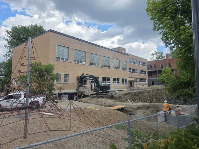 Plus de 20 écoles en chantier à Laval cet été