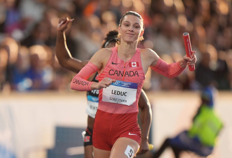 Jeux du Commonwealth | Audrey Leduc médaillée d’argent au 4 x 100 m Audrey Leduc à la conclusion du relais féminin 4 x 100 m aux Jeux du Commonwealth. (Photo gracieuseté - Athletics Canada / Yonathan Kellerman)