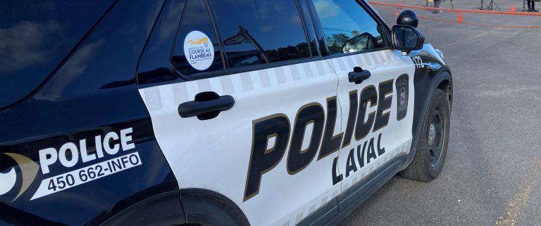 Adolescent atteint par balles dans l’est de Laval La police de Laval enquête sur un incident où un jeune homme de 16 ans a été atteint par balles près d’un mail commercial de Saint-François, dans l’après-midi du mercredi 12 août. (Photo 2M.Media – Archives)