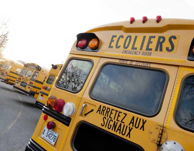 Le SPL lance sa campagne «Débarque-moi en toute sécurité!» Dès le début de l’année scolaire, les policiers seront présents dans les zones scolaires afin d’effectuer des interventions de prévention et de sécurité routière. (Photo 2M.Media - Archives)