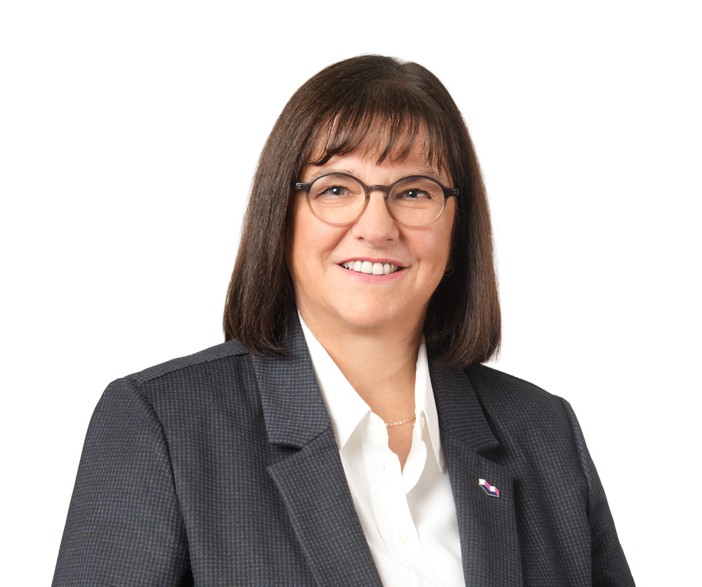 «L’administration Boyer ne peut plus se permettre d’improviser» – Louise Lortie Louise Lortie, conseillère municipale dans Marc-Aurèle-Fortin.