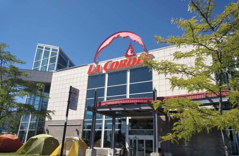 C’est officiellement la fin pour La Cordée La succursale La Cordée qui était située au Centropolis et qui a fermé ses portes au début du mois de septembre. (Capture d'écran - Google Maps)